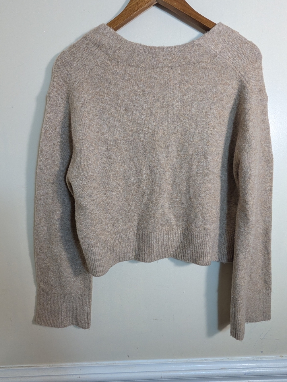 Abercrombie & Fitch Tan One Button Ultra Soft Cardigan Sweater - Picture 7 of 8